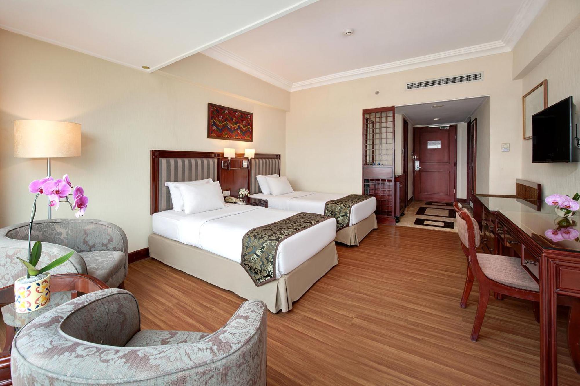 Lumire & Convention Centre 4* Jakarta